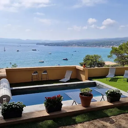 Saint-cyr-sur-mer Climatisee Piscine En Bord De *